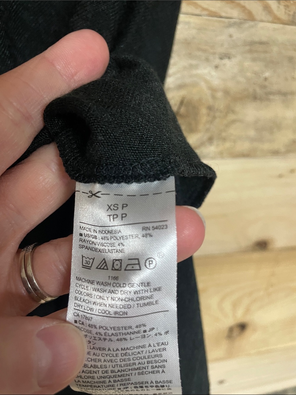 Banana Republic size XS Black Soft and Stretchy Sleeveless Turtleneck Shirt - Picture 6 of 7